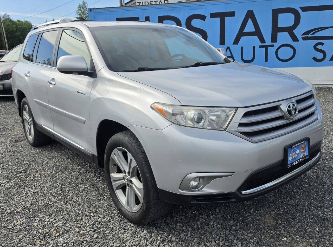 Used 2013 Toyota Highlander Limited AWD/4WD image 1