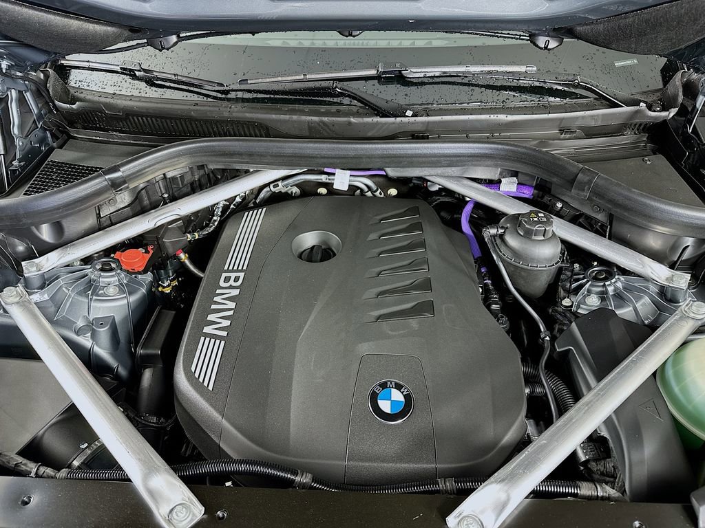 New 2026 BMW X5 xDrive40i w/ Executive Package image 38