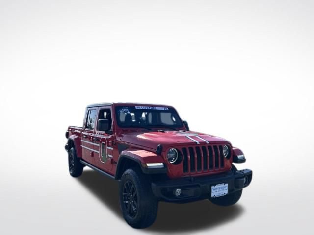Used 2023 Jeep Gladiator Sport AWD/4WD video 1