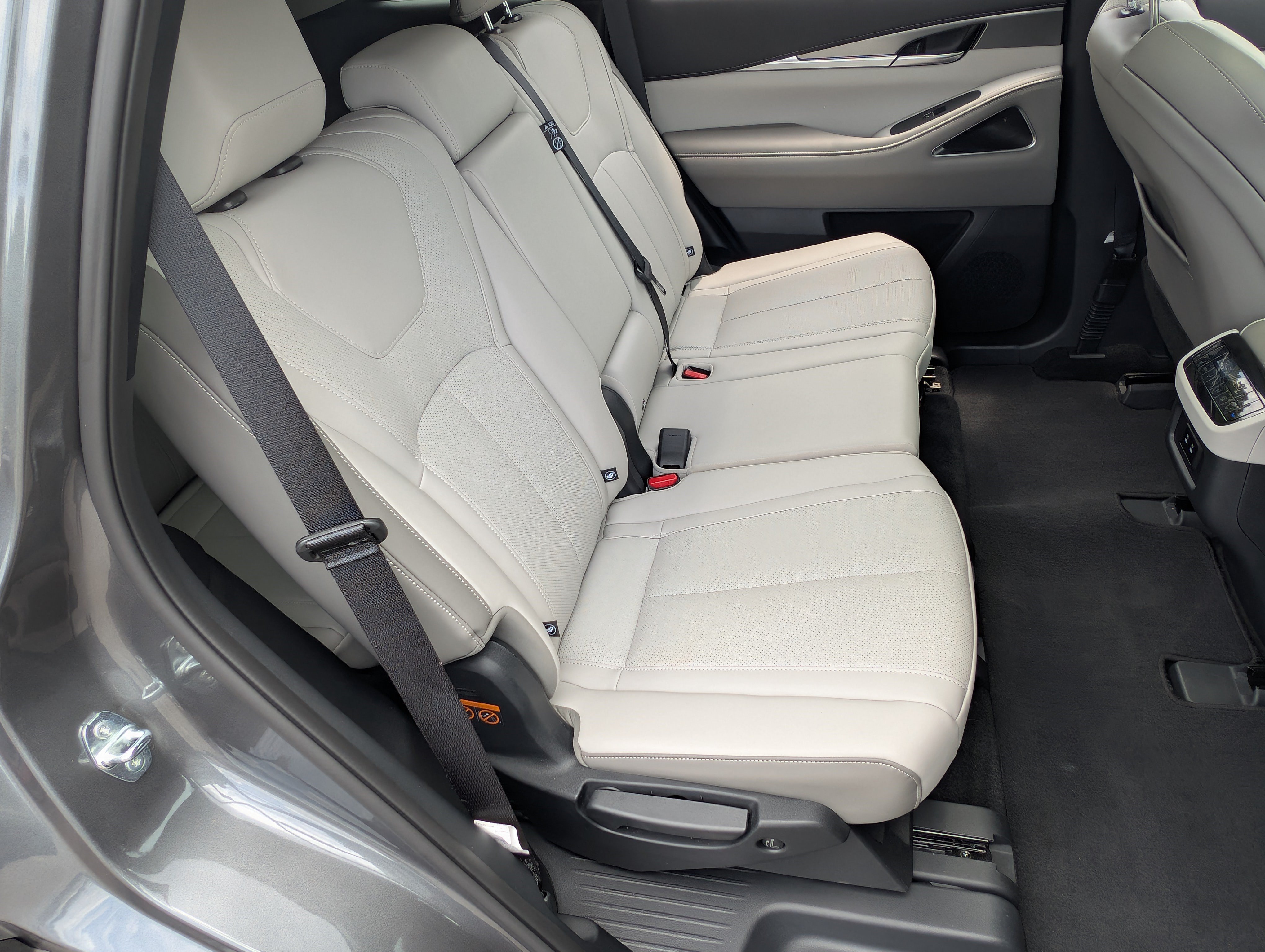 Used 2026 INFINITI QX60 Luxe w/ Cargo Package FWD image 21