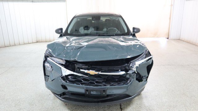 Used 2025 Chevrolet Trax LS image 7