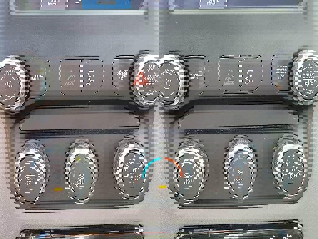 Used 2024 RAM 2500 Big Horn w/ Off Road Package image 29