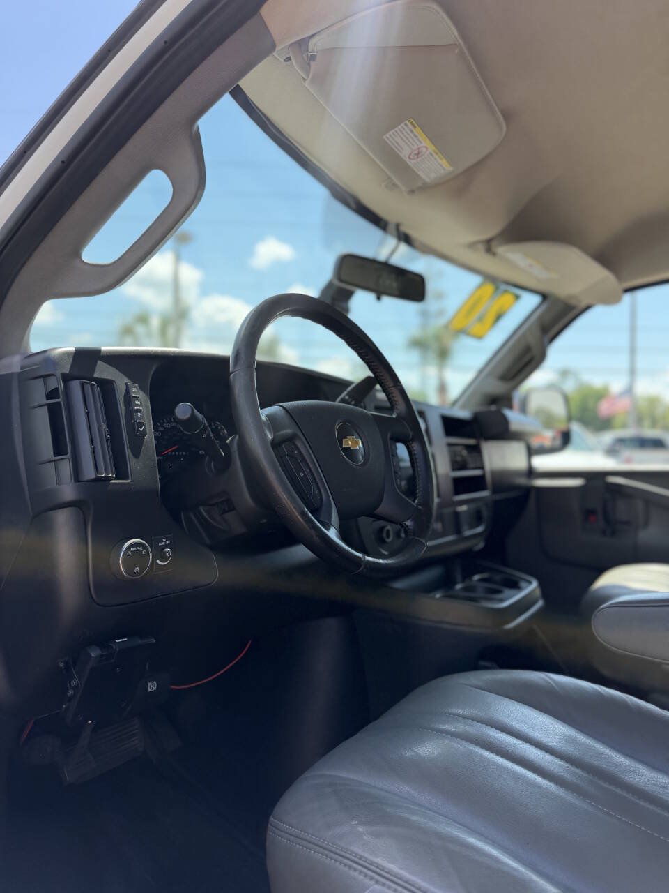 Used 2020 Chevrolet Express 2500 w/ Driver Convenience Package RWD image 22