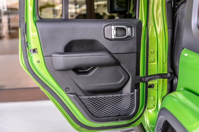 Used 2019 Jeep Wrangler Unlimited Sahara AWD/4WD image 56