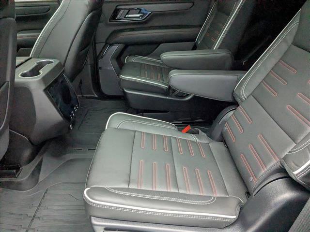 Used 2025 GMC Yukon AT4 Ultimate w/ LPO, Floor Liner Package image 23