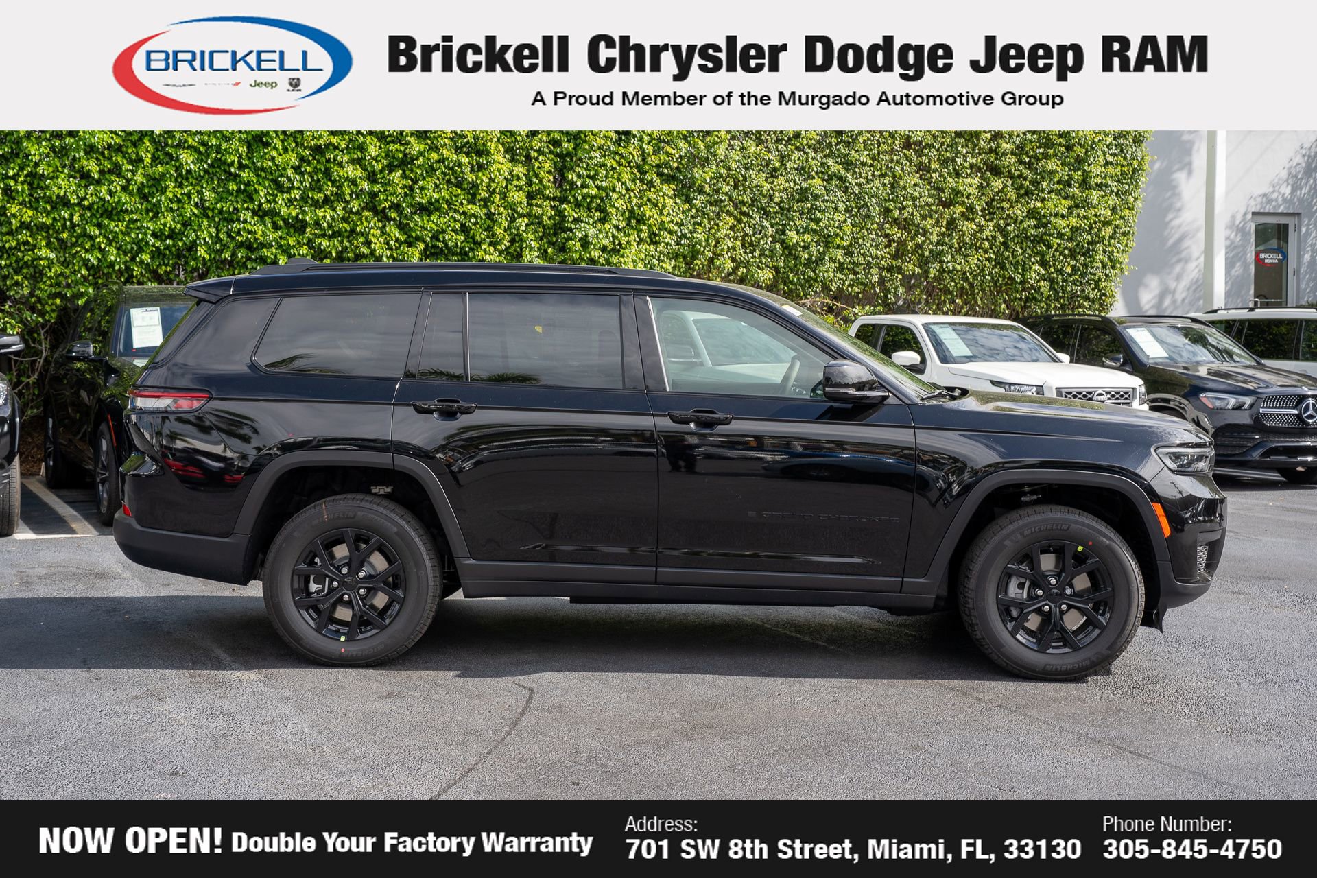 New 2025 Jeep Grand Cherokee L Altitude image 4