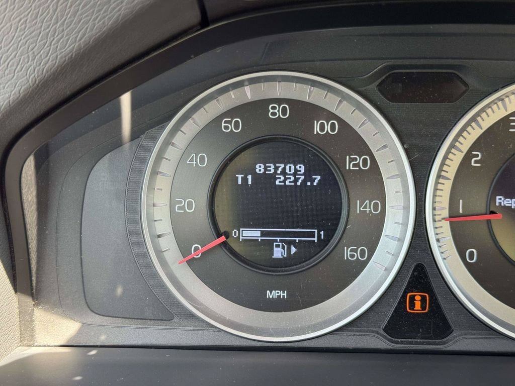 Used 2013 Volvo S60 T5 AWD/4WD image 13