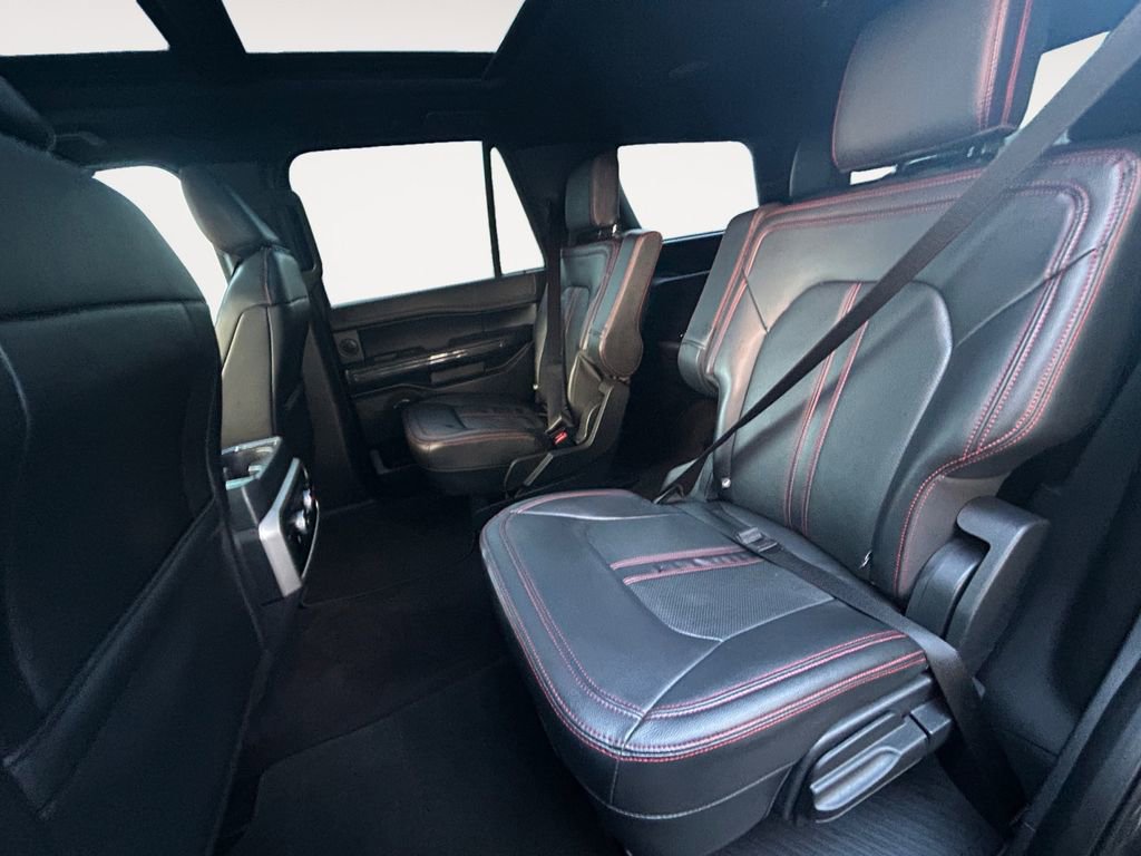 Used 2023 Ford Expedition Limited image 12
