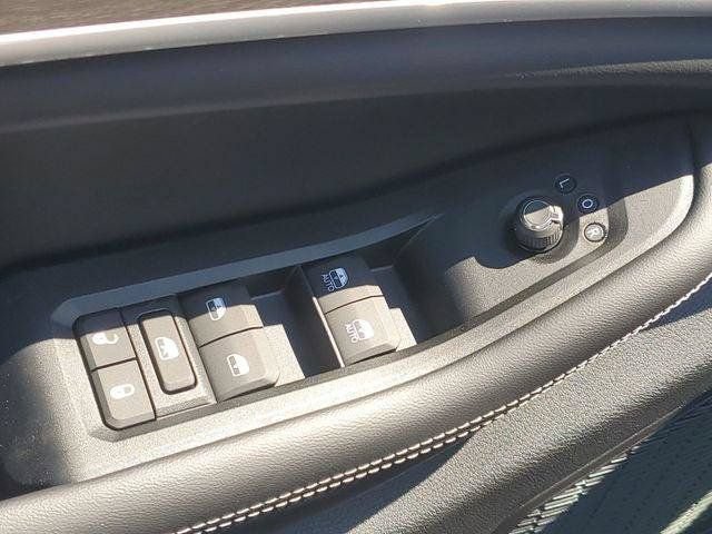 New 2026 Jeep Grand Cherokee L 4WD image 18