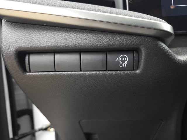 Used 2026 Nissan Kicks SV FWD image 38