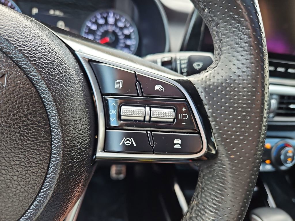 Used 2024 Kia Forte GT-Line w/ GT-Line Premium Package image 12