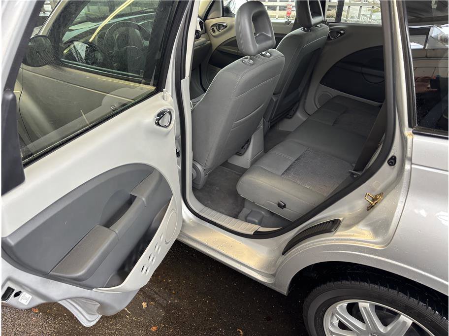 Used 2007 Chrysler PT Cruiser Touring image 10