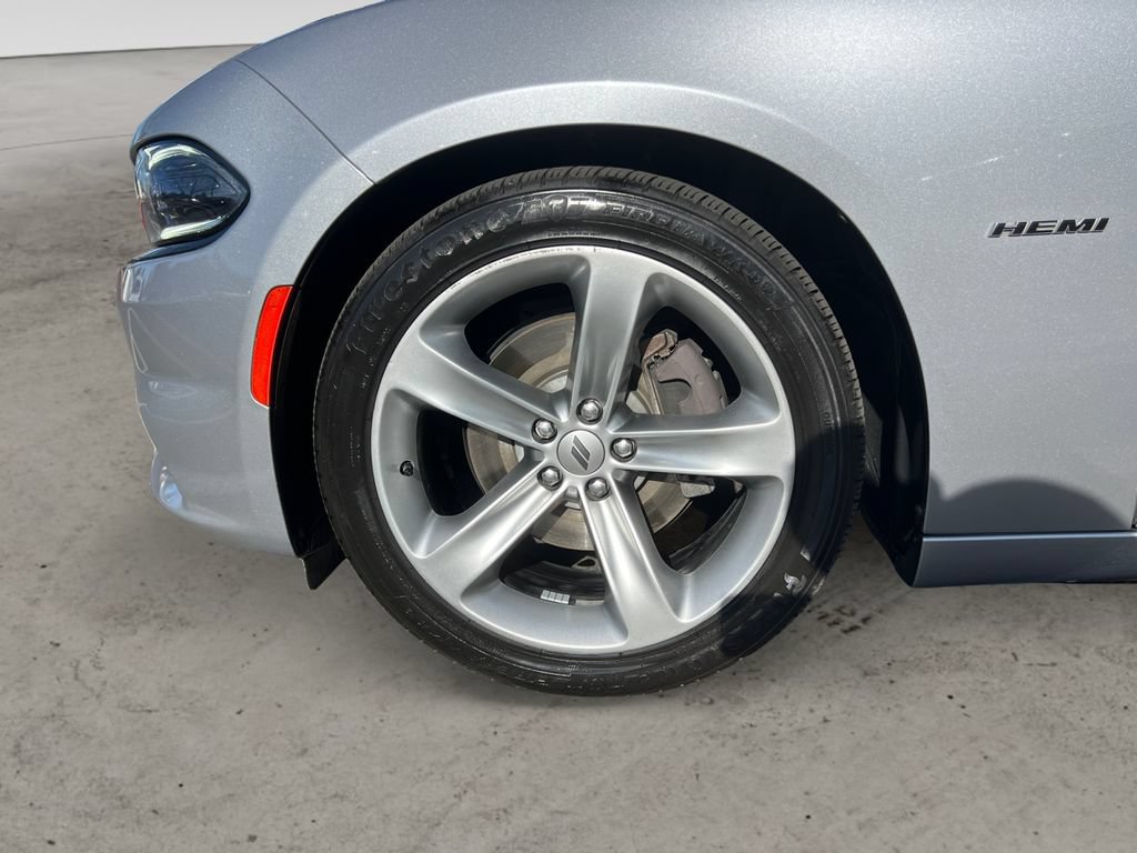 Used 2018 Dodge Charger R/T RWD image 14