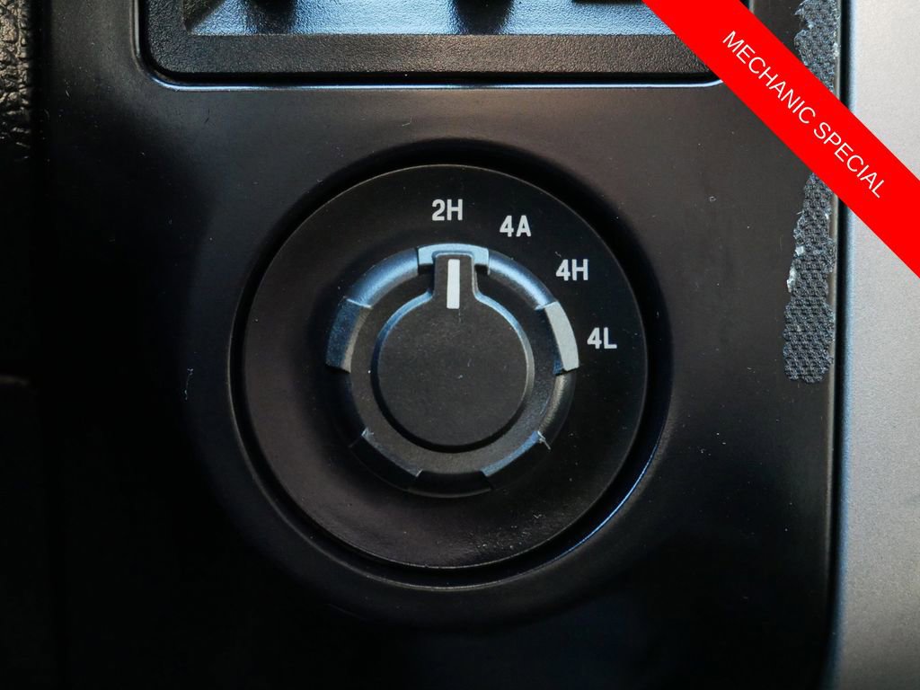 Used 2016 Ford Expedition XL w/ SSV Upgrade Package image 25