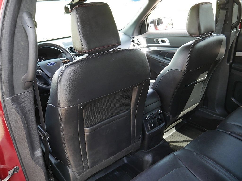 Used 2019 Ford Explorer Sport w/ Equipment Group 401A AWD/4WD image 16