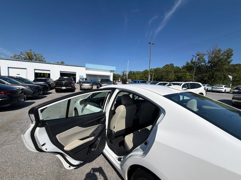 Used 2022 Subaru Impreza 2.0i Premium AWD/4WD image 10