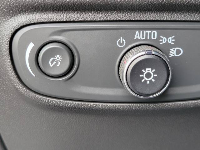 Used 2024 Chevrolet Equinox LT w/ LPO, Floor Liner Package FWD image 11