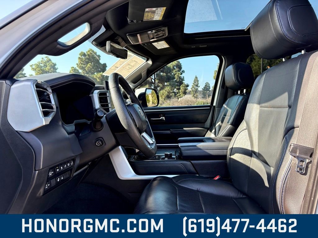 Used 2023 Toyota Sequoia Platinum image 12