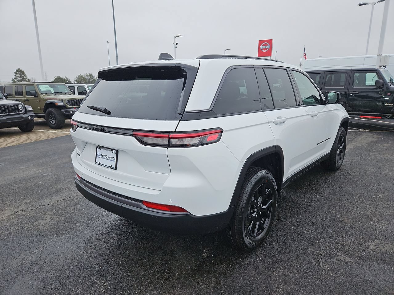 New 2026 Jeep Grand Cherokee Altitude AWD/4WD image 7