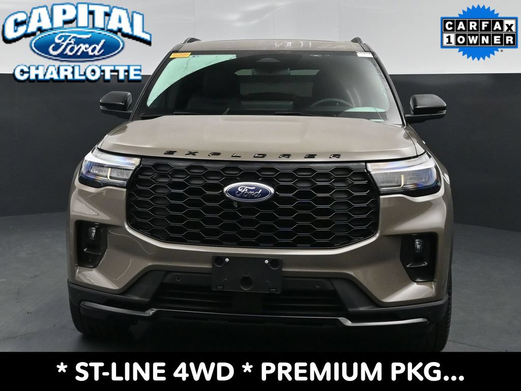 Used 2026 Ford Explorer ST-Line w/ ST-Line Street Pack AWD/4WD image 2