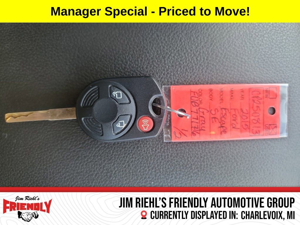 Used 2015 Ford Escape SE image 27