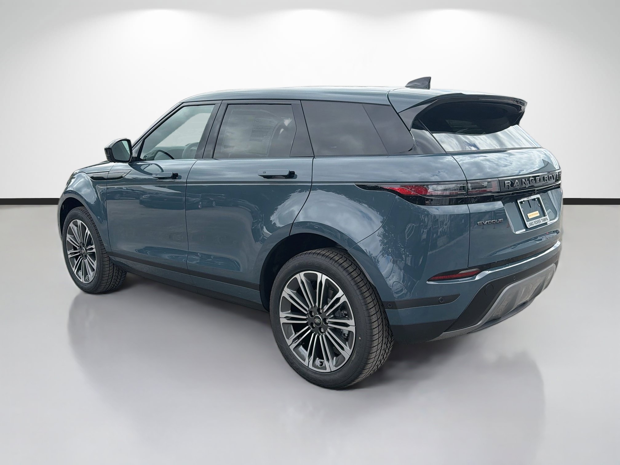 New 2026 Land Rover Range Rover Evoque S AWD/4WD image 3