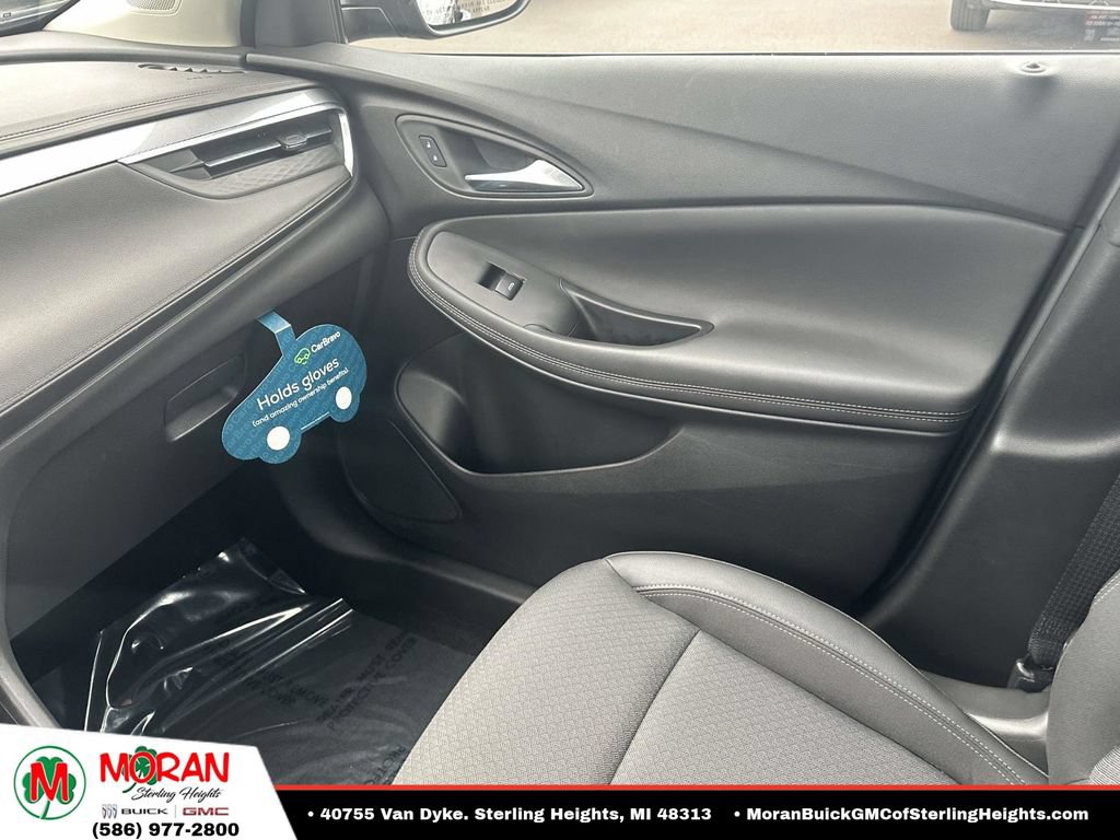 Certified 2024 Buick Encore GX Preferred w/ Comfort Package FWD image 27