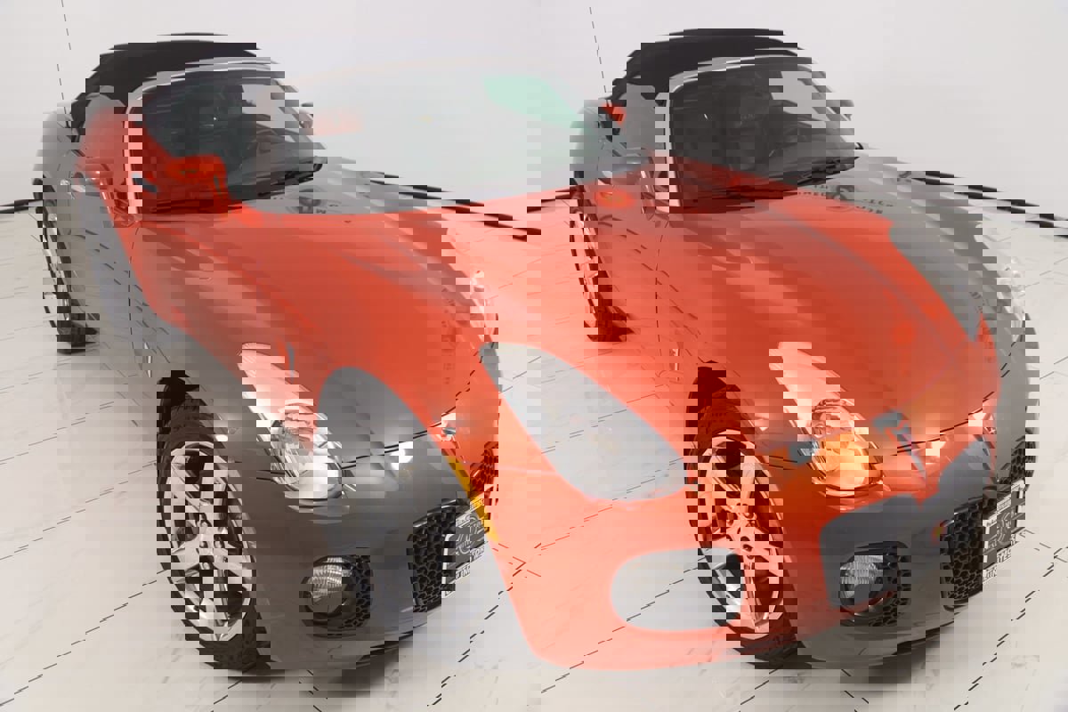 Used 2008 Pontiac Solstice GXP w/ Premium Package image 13