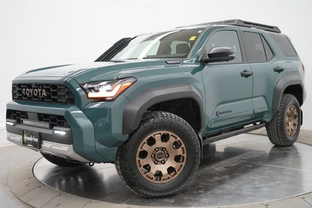 Used 2025 Toyota 4Runner Trailhunter AWD/4WD image 1