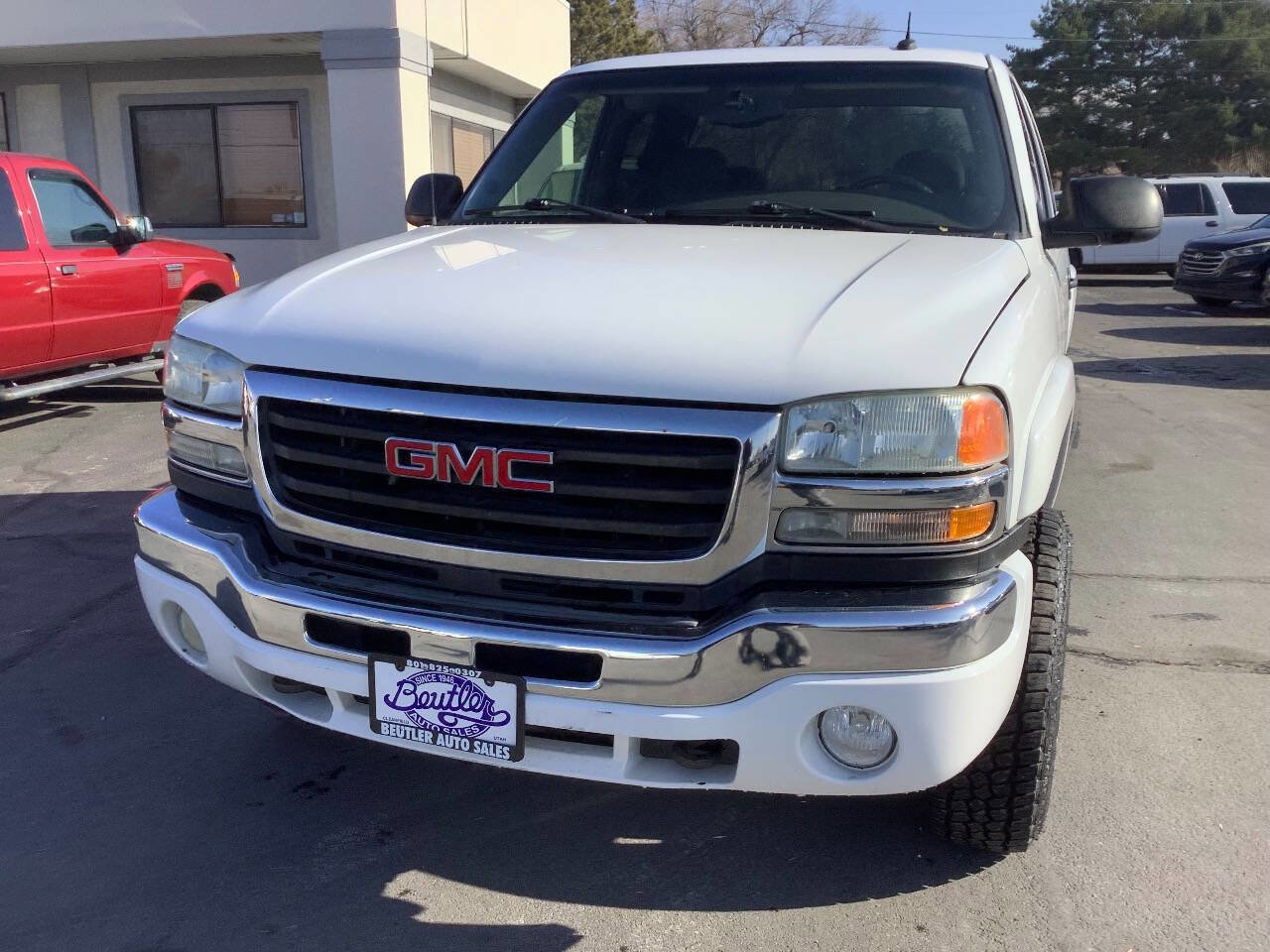 Used 2003 GMC Sierra 2500 SLE w/ Skid Plate Package image 5