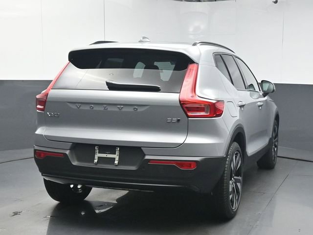 New 2026 Volvo XC40 B5 Ultra w/ Protection Package Premier image 7
