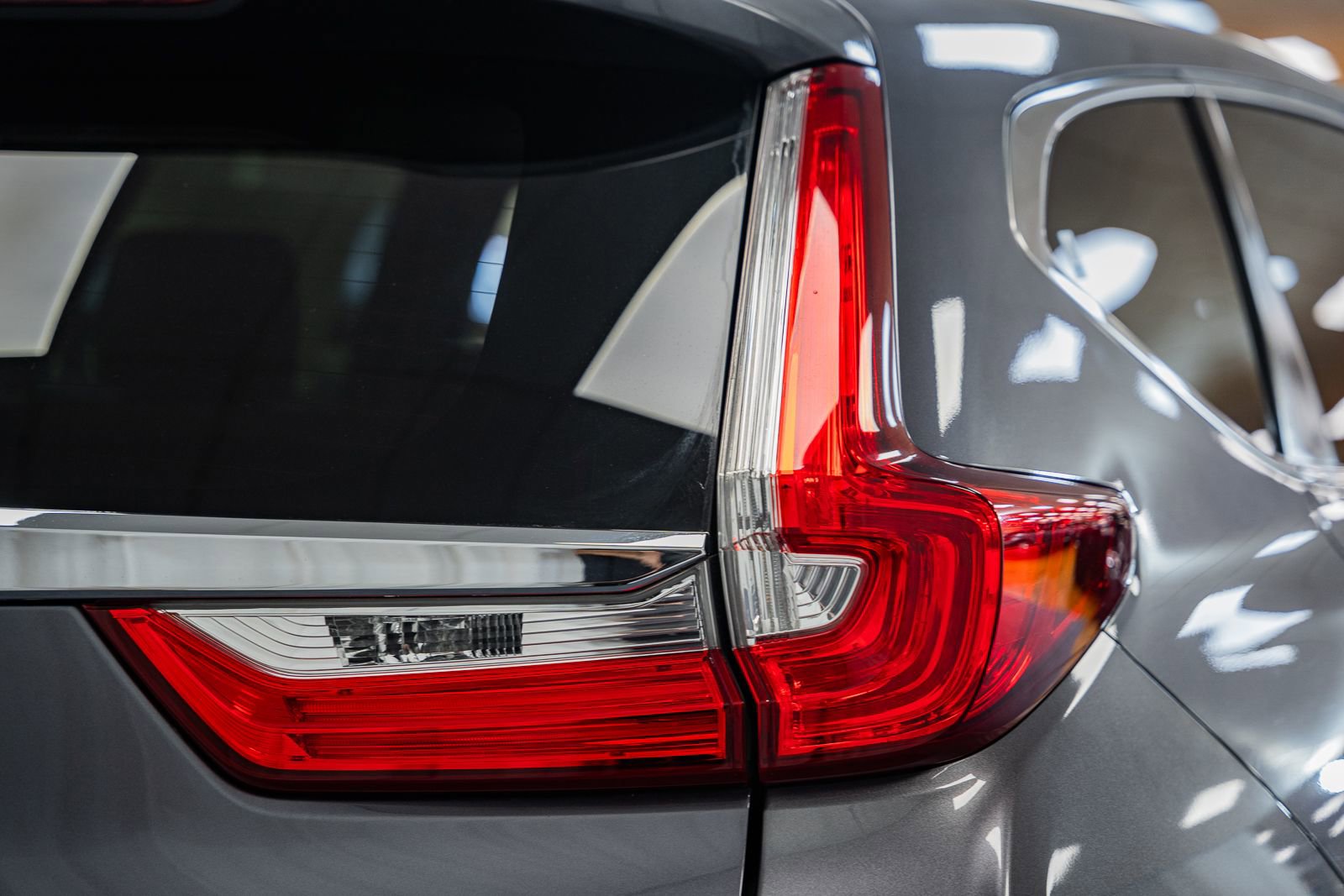 Used 2019 Honda CR-V EX image 7