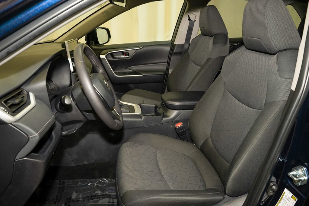 Used 2025 Toyota RAV4 XLE w/ Weather Package image 10