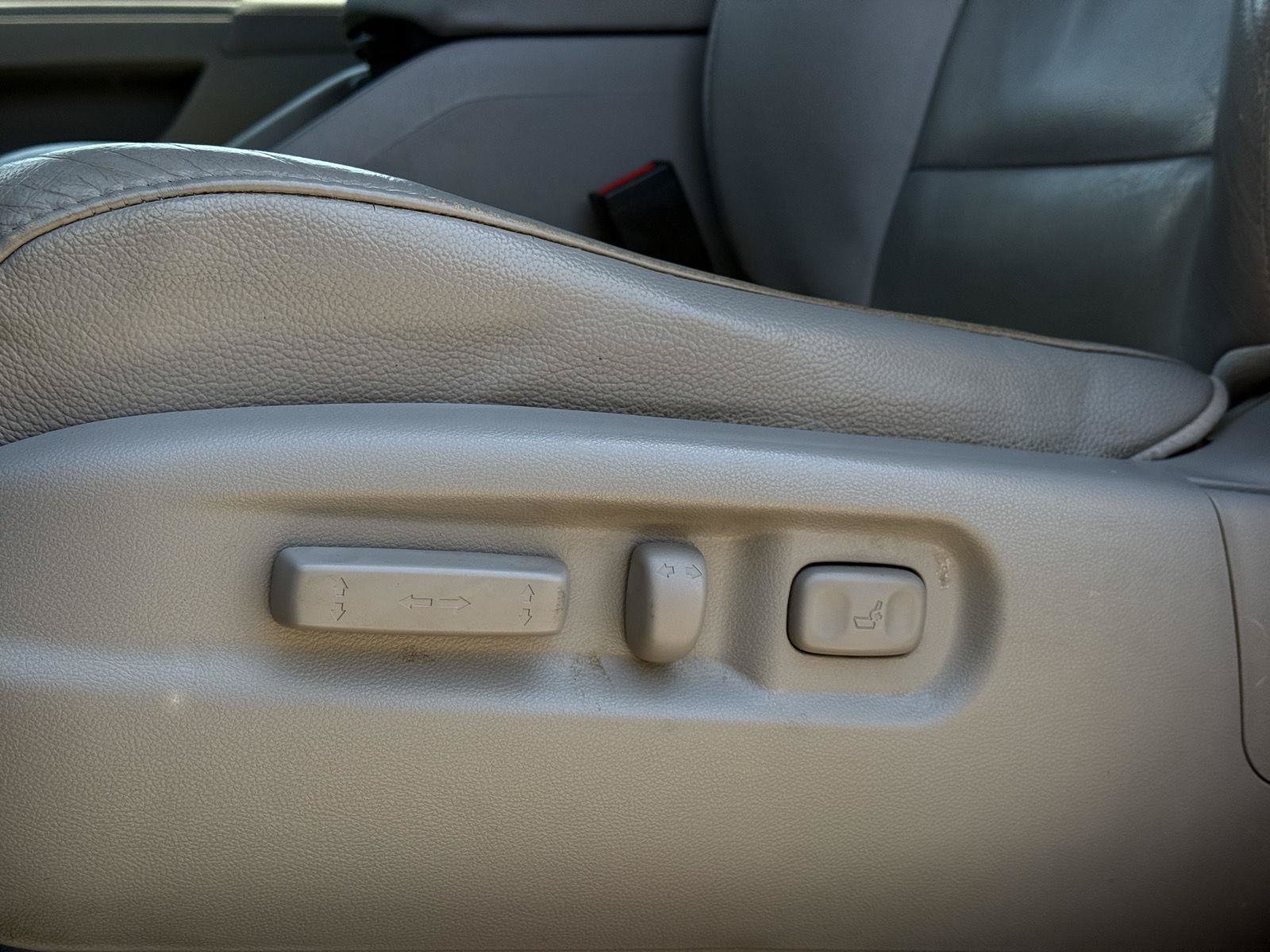 Used 2012 Honda Pilot EX-L image 11