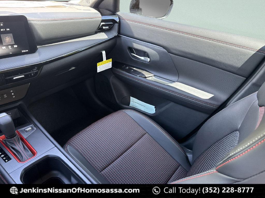 New 2026 Nissan Kicks SR AWD/4WD image 23