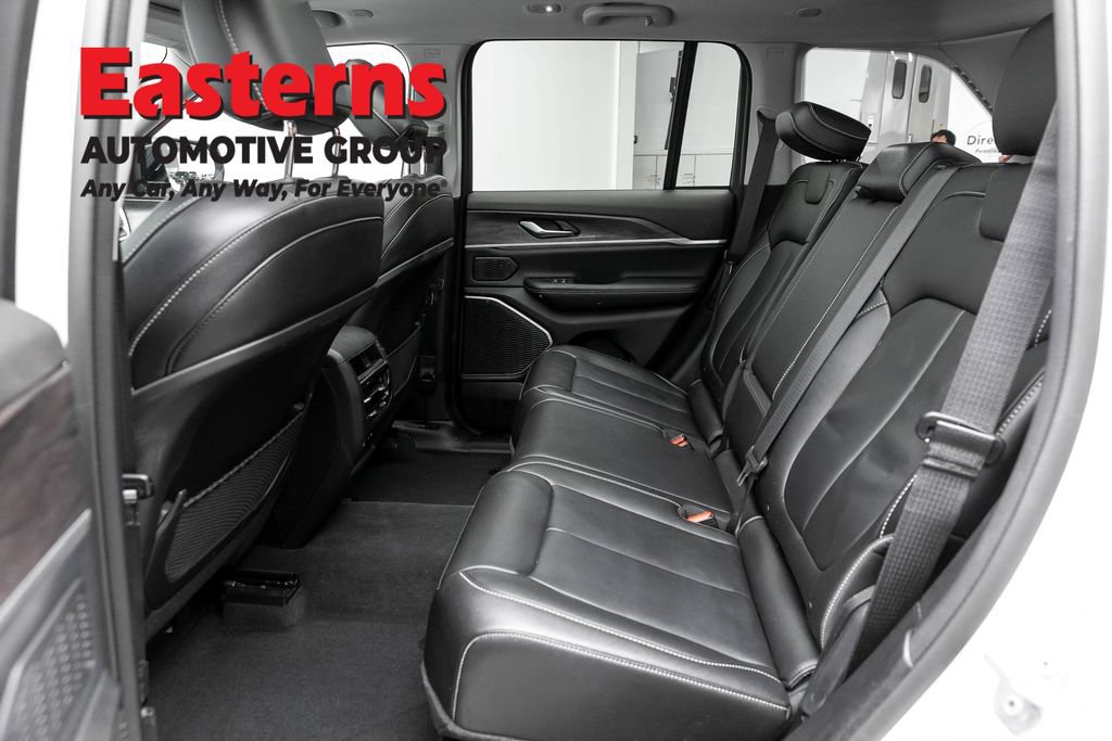 Used 2022 Jeep Grand Cherokee Limited 4xe AWD/4WD image 24