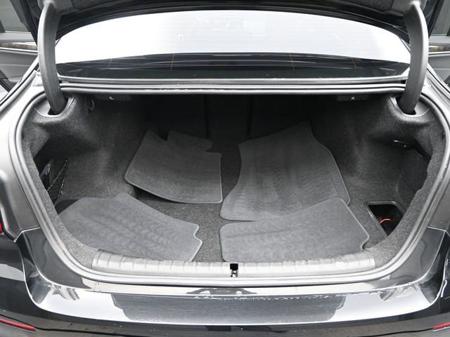 Used 2023 BMW 530i image 18