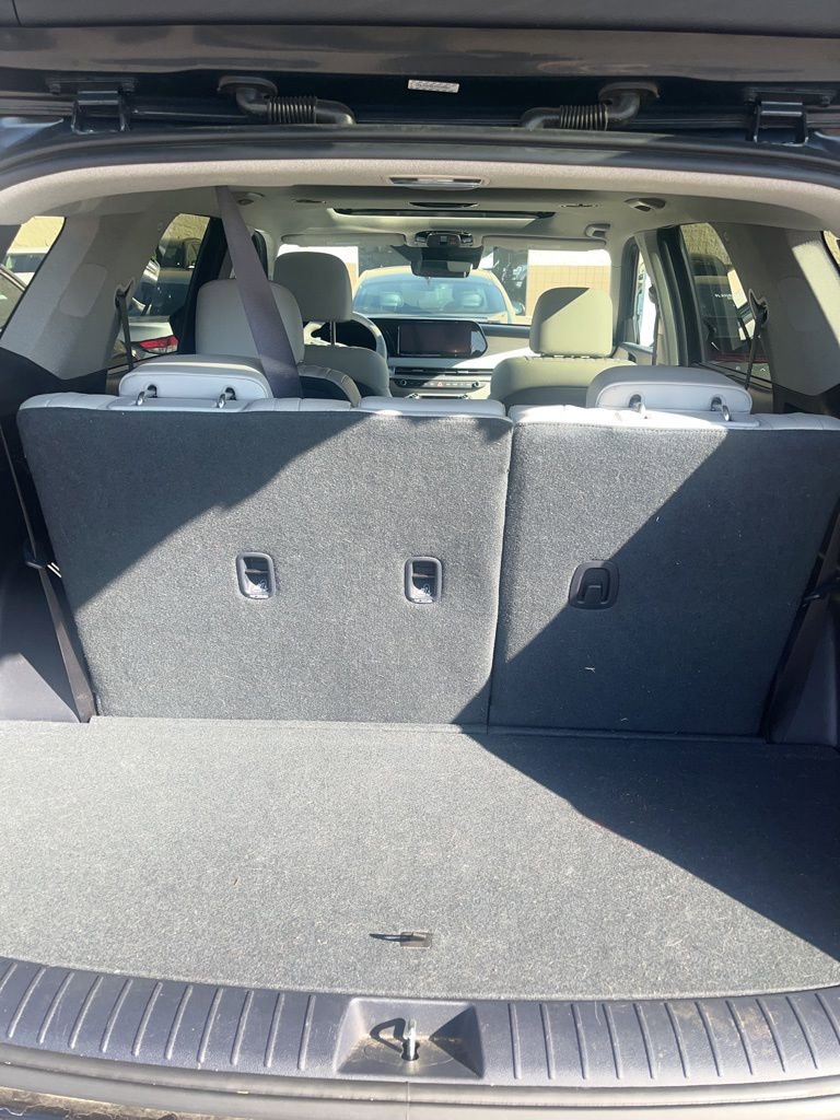 Used 2024 Hyundai Palisade Limited image 9