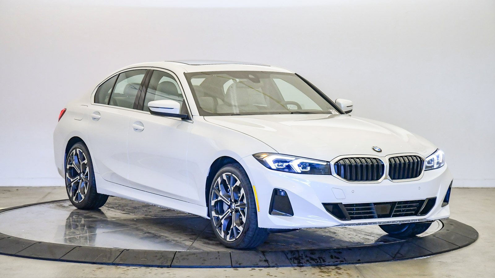 New 2026 BMW 330i xDrive Sedan w/ Premium Package image 6