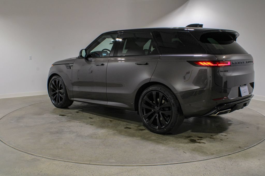 New 2026 Land Rover Range Rover Sport Dynamic SE AWD/4WD image 3