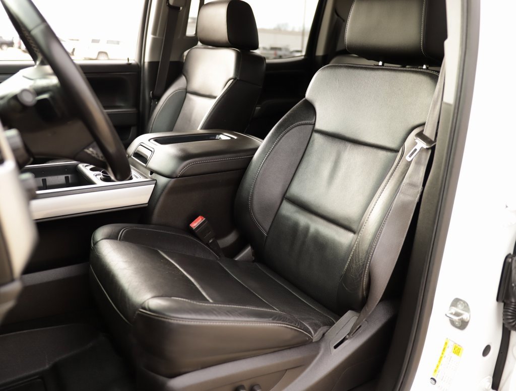 Used 2015 Chevrolet Silverado 2500 LTZ w/ LTZ Plus Package image 23