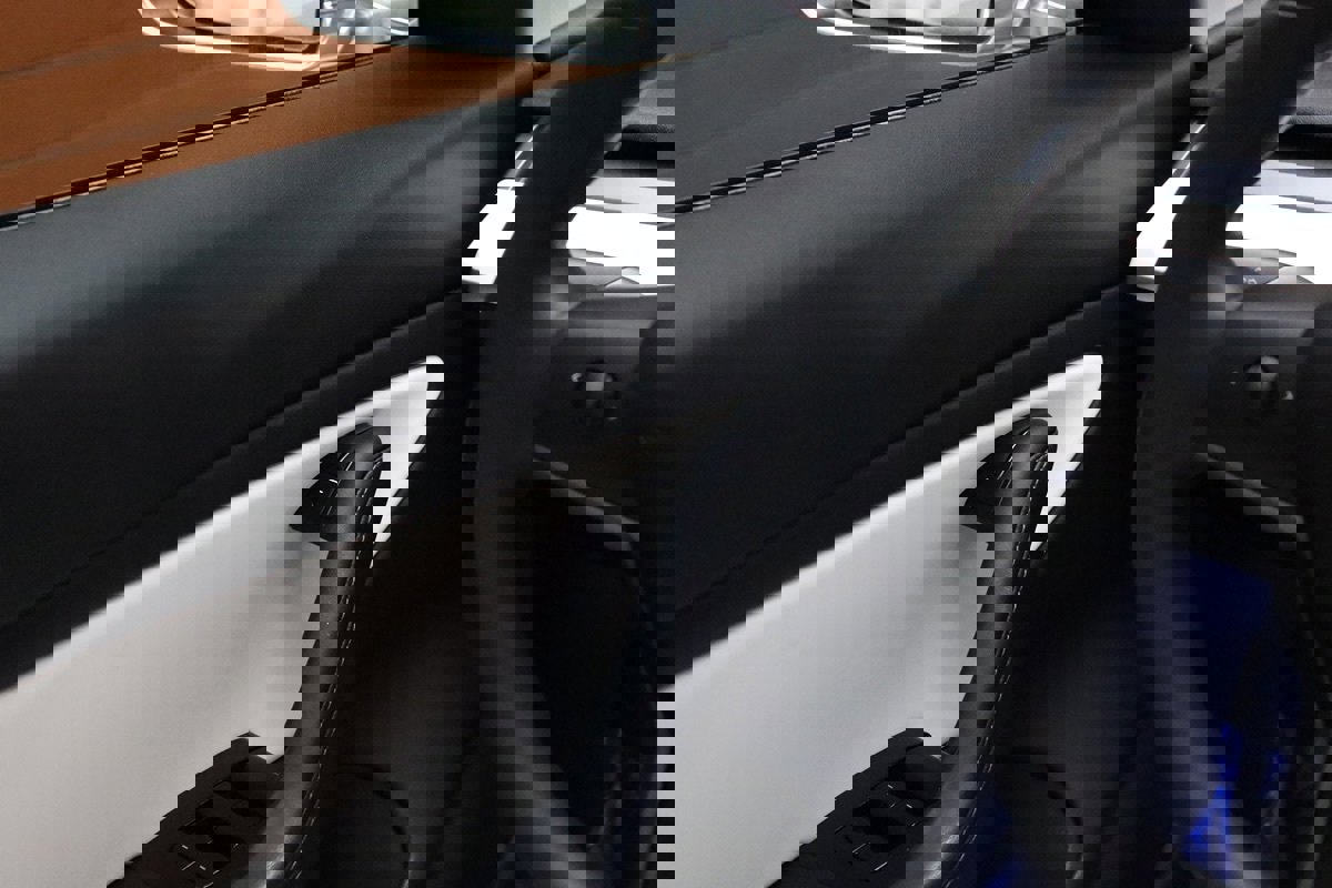 Used 2020 Tesla Model 3 Performance image 26