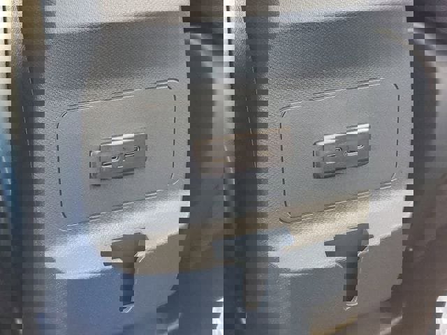 New 2025 Ford Maverick XL w/ Equipment Group 101A image 26