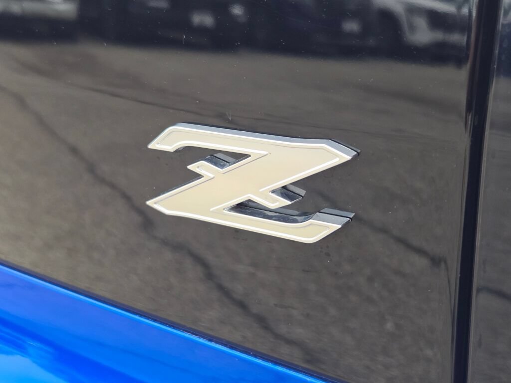 Used 2024 Nissan Z Sport w/ Floor Mat Package RWD image 12