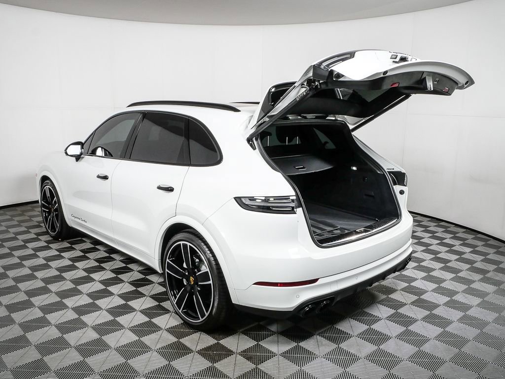 Certified 2021 Porsche Cayenne Turbo image 36