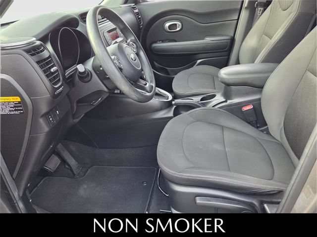 Used 2014 Kia Soul FWD image 5