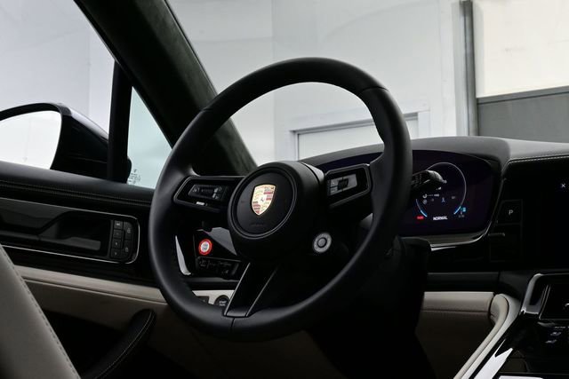 New 2026 Porsche Panamera GTS AWD/4WD image 21