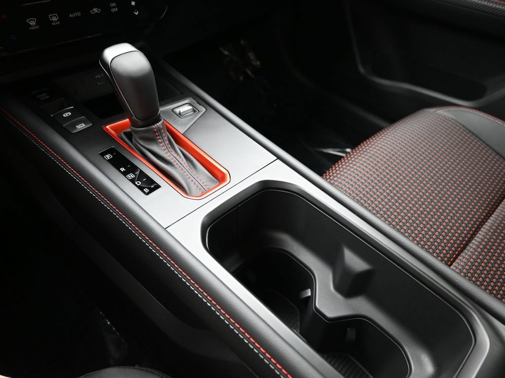 New 2026 Nissan Kicks SR FWD image 19