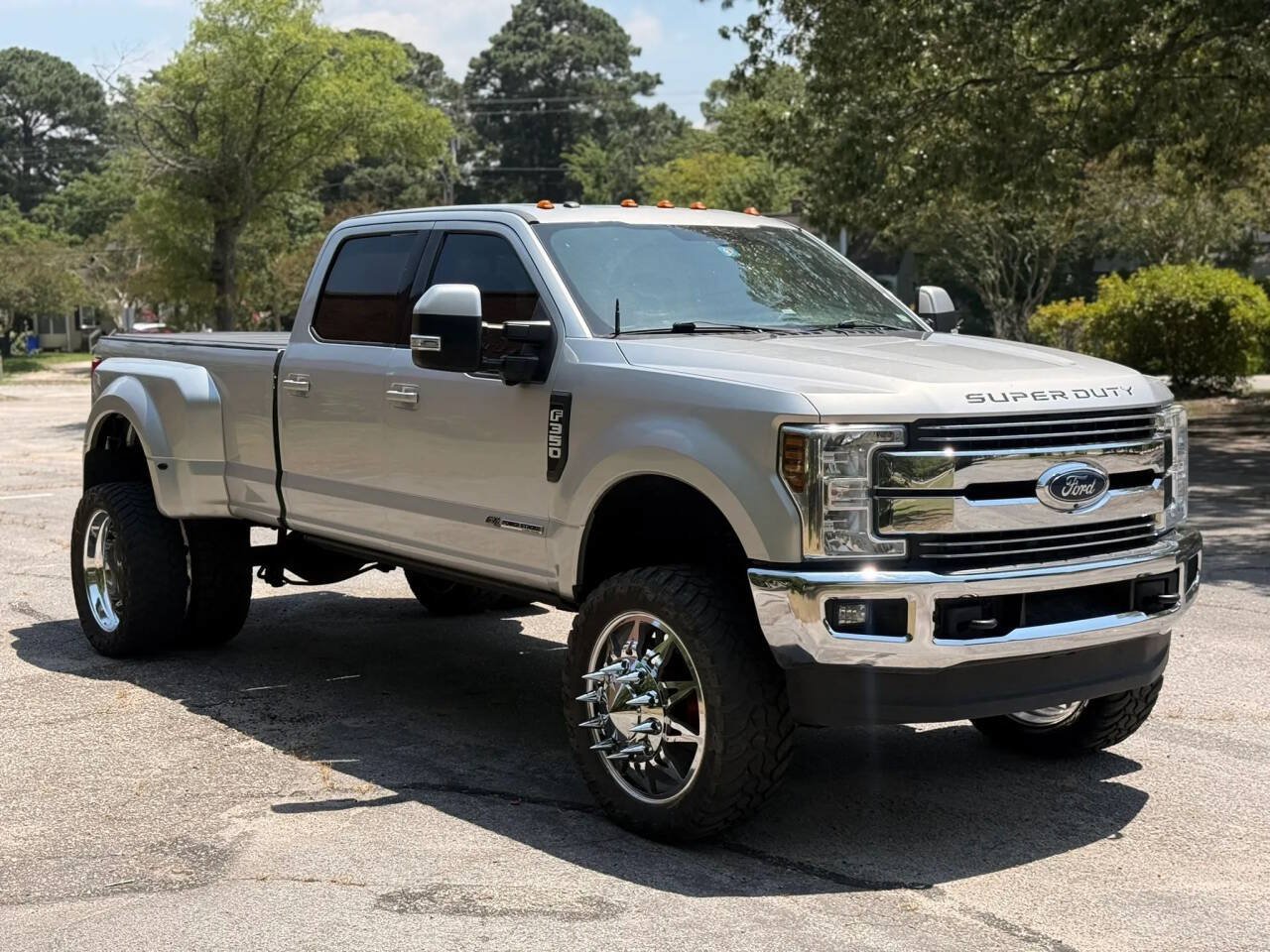 Used 2018 Ford F350 Lariat w/ Lariat Value Package AWD/4WD image 7
