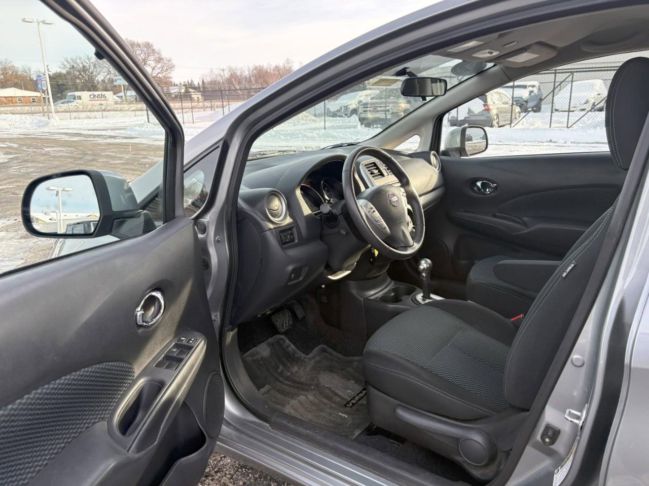 Used 2014 Nissan Versa Note SV image 10